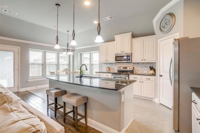 201 Saxon St, House other with 3 bedrooms, 2 bathrooms and null parking in Waxahachie TX | Image 26