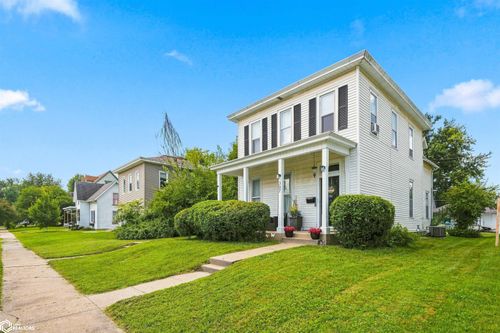 307 S Garfield Ave, Burlington, IA, 52601-4272 | Card Image