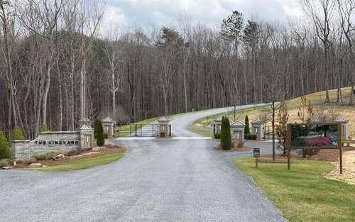 35 High Summit Dr, Talking Rock, GA, 30175-1502 | Card Image