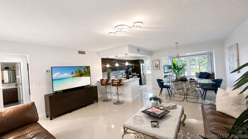 202-34 Colonial Club Dr, Boynton Beach, FL, 33435-8409 | Card Image