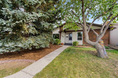 479 Bracewood Cres Sw, Calgary, AB, T2W3B7 | Card Image