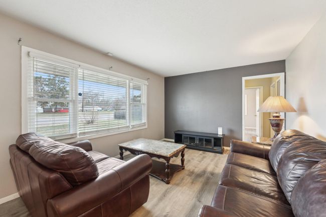11749 Crooked Lake Blvd Nw, House other with 4 bedrooms, 1 bathrooms and null parking in Coon Rapids MN | Image 4