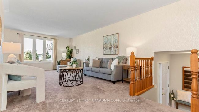 2344 Bentim Rd, House other with 3 bedrooms, 2 bathrooms and 4 parking in Mount Brydges ON | Image 7