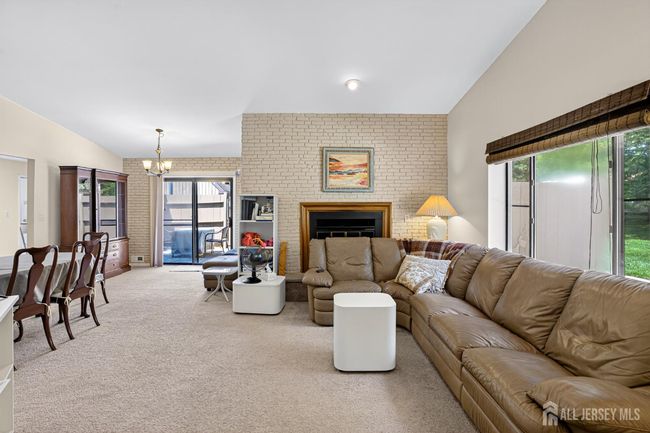 29 Whittney Ct, Townhouse with 2 bedrooms, 2 bathrooms and null parking in East Brunswick NJ | Image 6