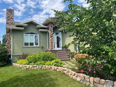 818 29 St, House detached with 5 bedrooms, 4 bathrooms and 4 parking in Wainwright AB | Image 1