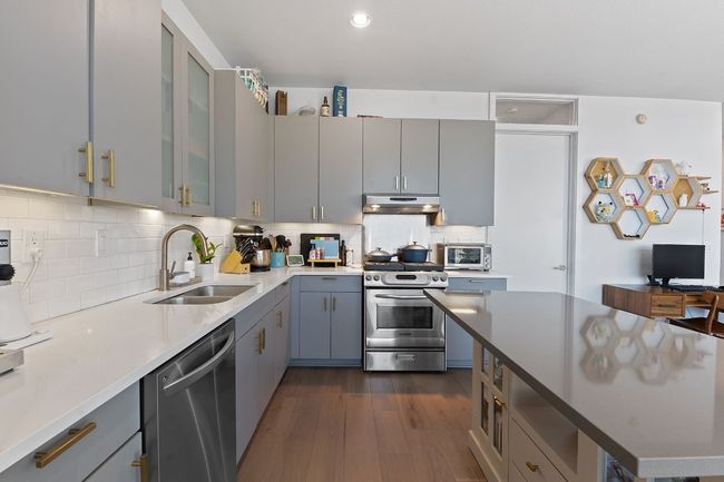 Well-equipped kitchen with incredible storage. | Image 13