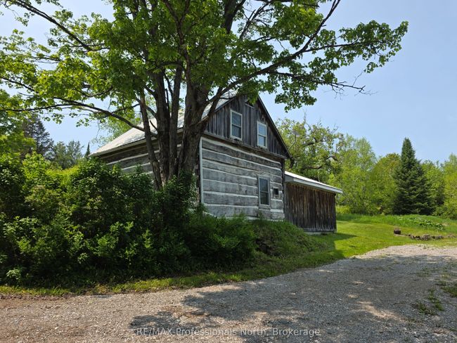 1537 Tulip Rd, House other with 2 bedrooms, 1 bathrooms and 4 parking in Algonquin Highlands ON | Image 24