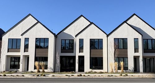 1183 Nw Skyline Ranch Rd, Bend, OR, 97703-2297 | Card Image