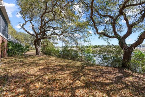 370 Fripp Point Rd, Saint Helena Island, SC, 29920-3434 | Card Image