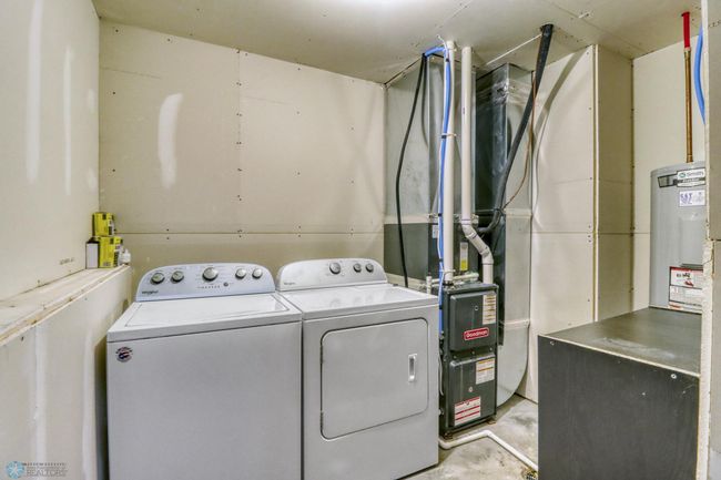 Laundry_mechanical1_1.JPG | Image 37
