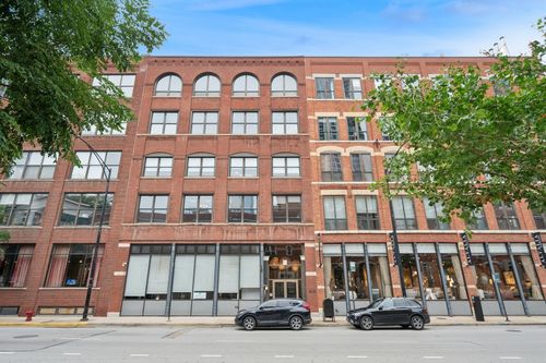 apt-2i-420 Grand Ave, Chicago, IL, 60654-5736 | Card Image