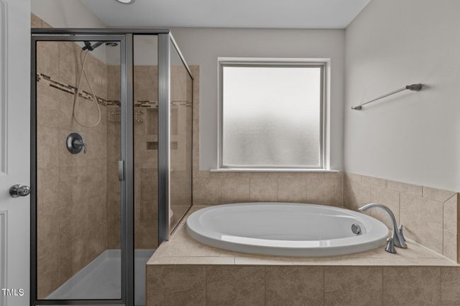 Laredo 28 | Image 27