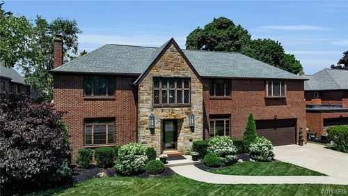 34 Audley End, Amherst, NY, 14226-4101 | Card Image