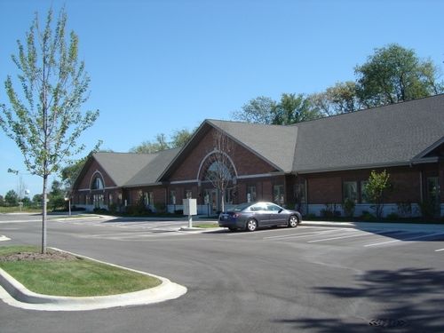 29-3913-29 Mercy Dr, MCHENRY, IL, 60050-3151 | Card Image
