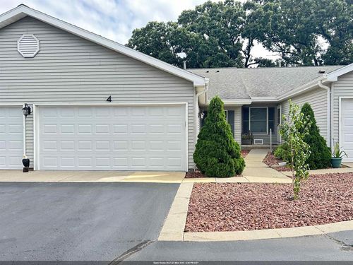 511 W Griswold Street, Ripon, WI, 54971 | Card Image