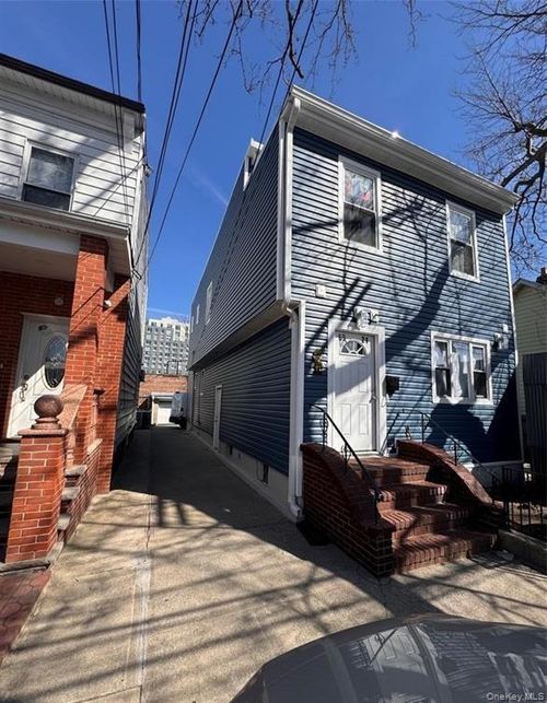 6921 49th Ave, Woodside, NY, 11377-6001 | Card Image