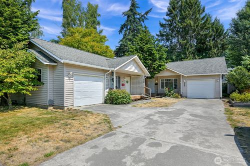 1720 S 6th St, Mount Vernon, WA, 98273-4928 | Card Image
