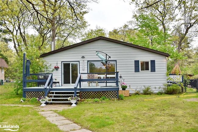 76 32nd St S, House other with 2 bedrooms, 1 bathrooms and 3 parking in Wasaga Beach ON | Image 31