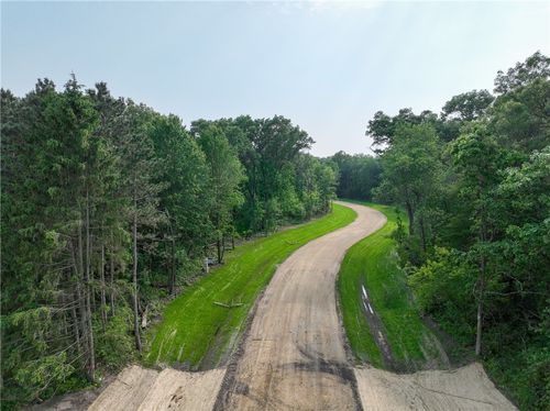 12 Stonebrook Dr, Eleva, WI, 54738 | Card Image