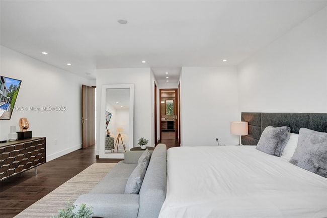201 Buttonwood Dr, House other with 5 bedrooms, 7 bathrooms and null parking in Key Biscayne FL | Image 39