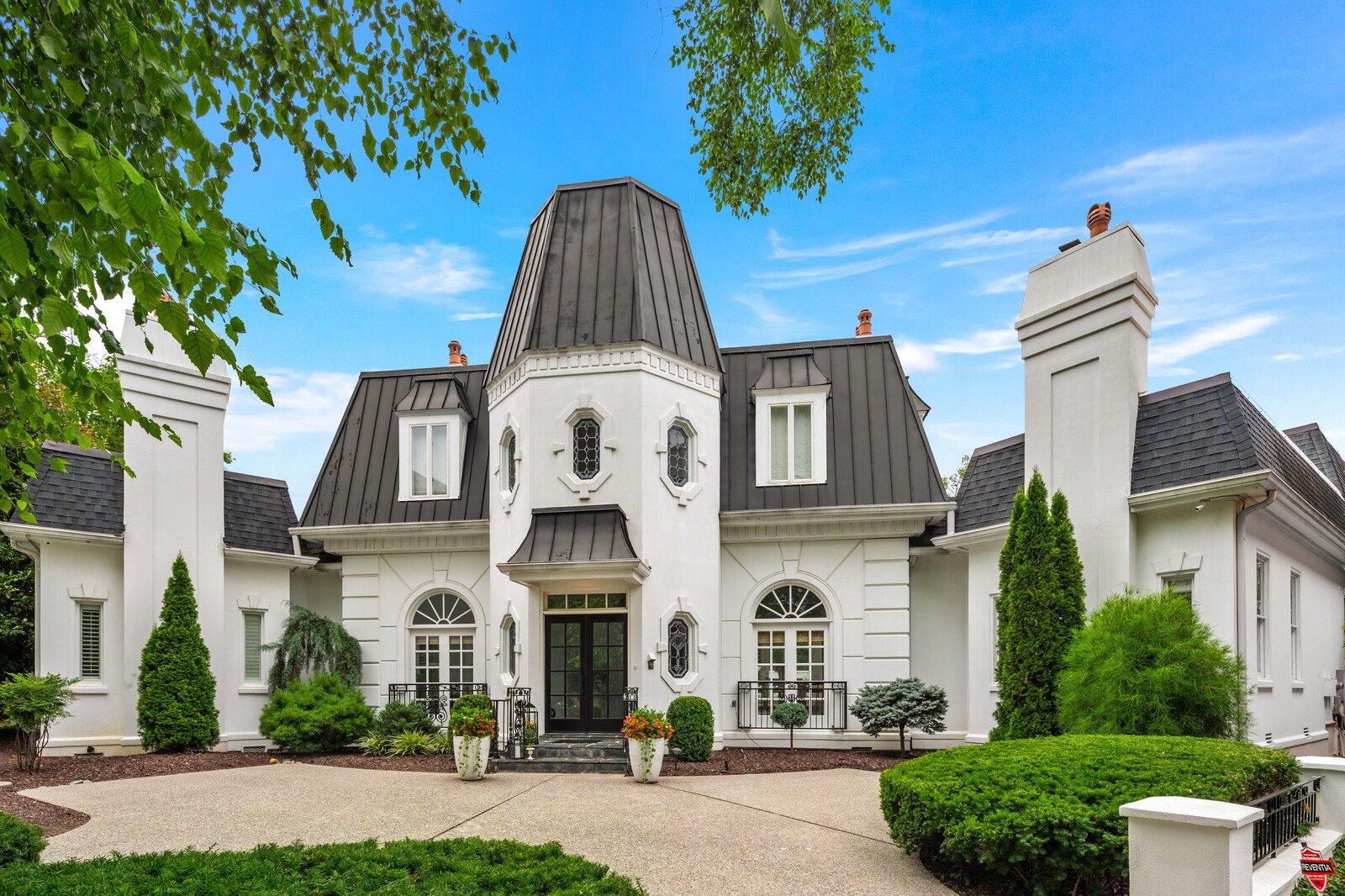 Abbottsford , Nashville, TN 37215