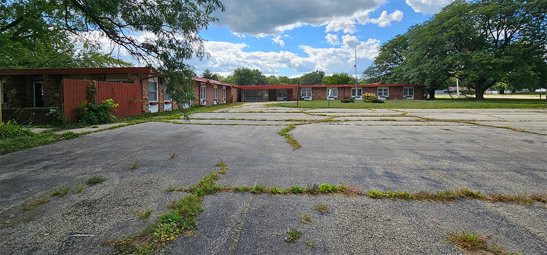 Commercial Sale in Rock Falls 3