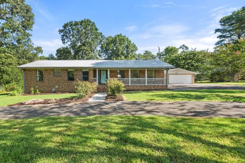 136 Sand Mountain Dr, Rainsville, AL, 35986-6600 | Card Image