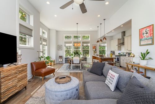 2605 Traughber Dr, Nashville, TN, 37206-1031 | Card Image