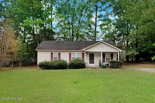 150 Creekside Dr, Four Oaks, NC, 27524-7643 | Card Image