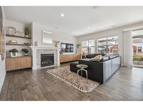 7840 E 32nd Ave, Denver, CO, 80238-3069 | Card Image