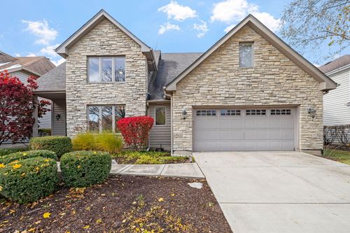 1319 Cranbrook Cir, Aurora, IL, 60502-1305 | Card Image