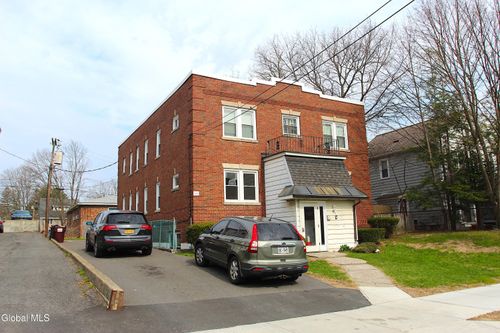 190 S Allen St, Albany, NY, 12208-2072 | Card Image