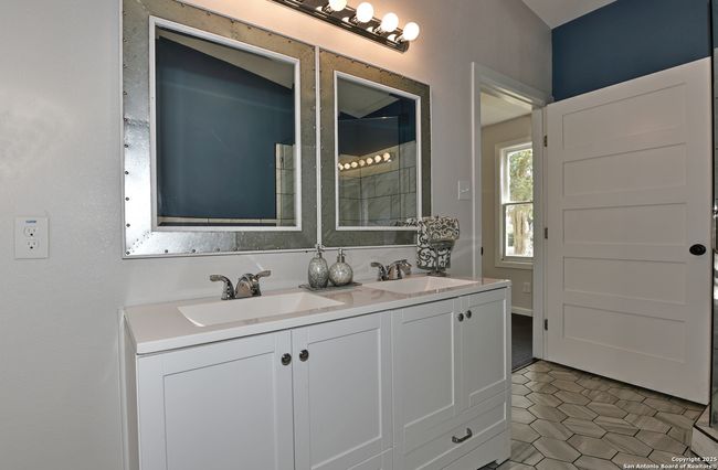 112 Oelkers, House other with 2 bedrooms, 1 bathrooms and null parking in San Antonio TX | Image 18