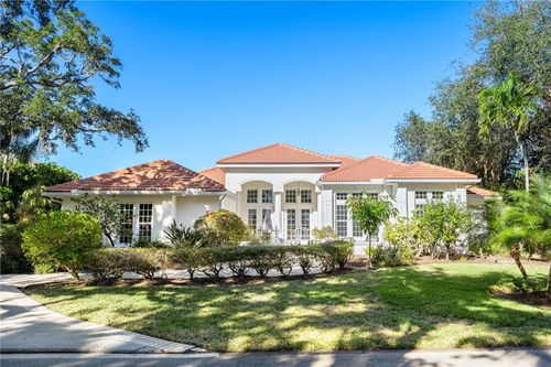 690 Marbrisa River Ln, Vero Beach, FL, 32963-4285 | Card Image