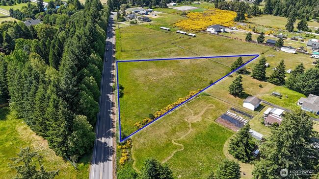 Sitting on the main road leading into Yelm. Blue boundary lines are approximate. Buyer to verify to their own satisfaction. | Image 4