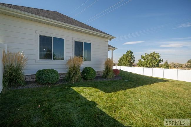 6353 E Tower Castle Loop, House other with 5 bedrooms, 3 bathrooms and 3 parking in Ammon ID | Image 78
