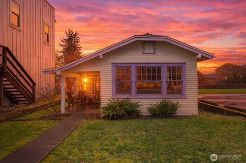 121 Van Scoyoc Avenue Sw, Orting, WA, 98360 | Card Image