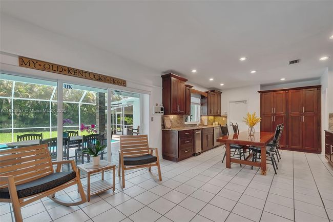 7340 Sw 123 Rd Ter, House other with 5 bedrooms, 3 bathrooms and null parking in Pinecrest FL | Image 9