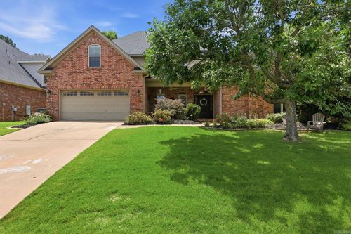 10 Epernay Cir, Little Rock, AR, 72223-5527 | Card Image