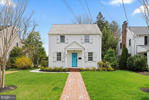 388 W Oakland Ave, DOYLESTOWN, PA, 18901-4022 | Card Image