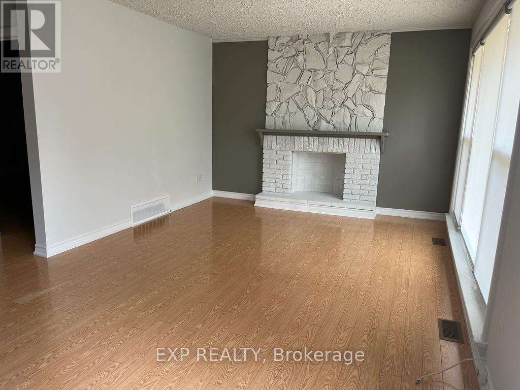 Residential Lease in Mississauga (Streetsville) 2