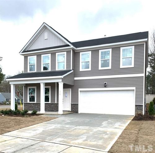 204 Loxton St, Fuquay-Varina, NC, 27526-3314 | Card Image