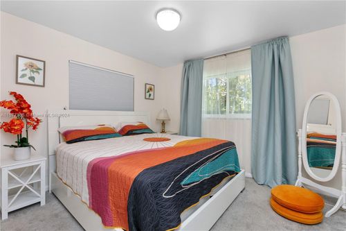 2031 Nw 32nd St, Oakland Park, FL, 33309-5725 | Card Image