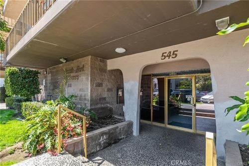 207-545 Chestnut Ave, Long Beach, CA, 90802-2916 | Card Image