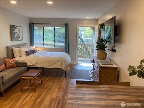 2-250 Tucker Ave, Friday Harbor, WA, 98250-7800 | Card Image