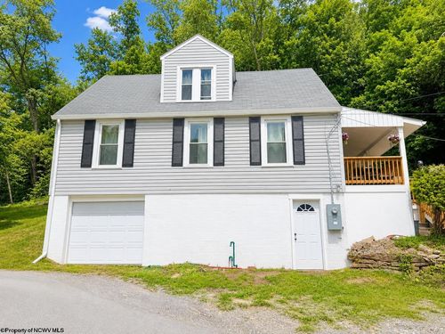 630 Bunner Ridge Rd, Fairmont, WV, 26554-5059 | Card Image