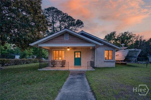 3207 Center St, Thunderbolt, GA, 31404-4509 | Card Image
