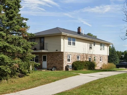2090 Emery Court, East Troy, WI, 53120 | Card Image