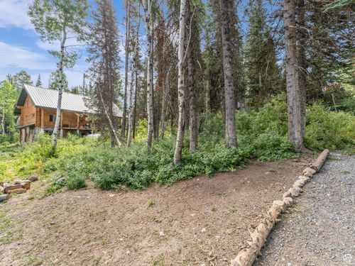 9281 E Fox Haven Ln, Brighton, UT, 84121-8027 | Card Image