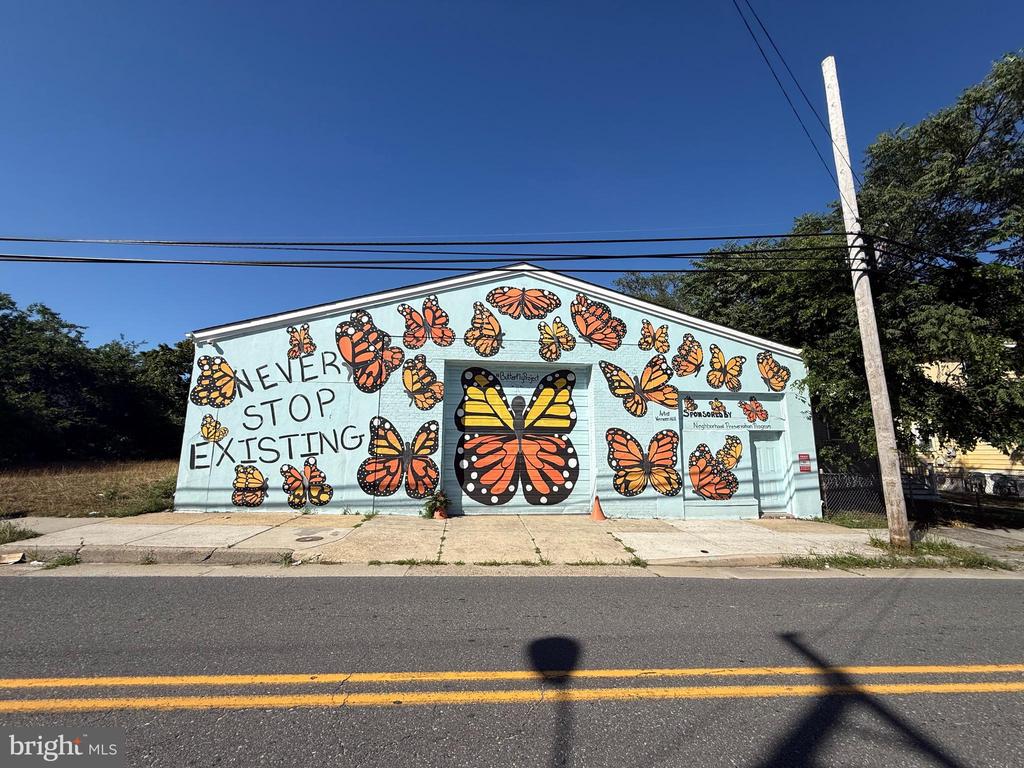 Commercial Lease in PLEASANTVILLE